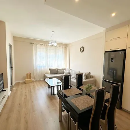 Jo-al Apartment's 2 Apartament *