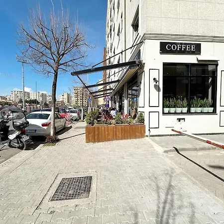 公寓 Jo-al Apartment's 2 地拉那